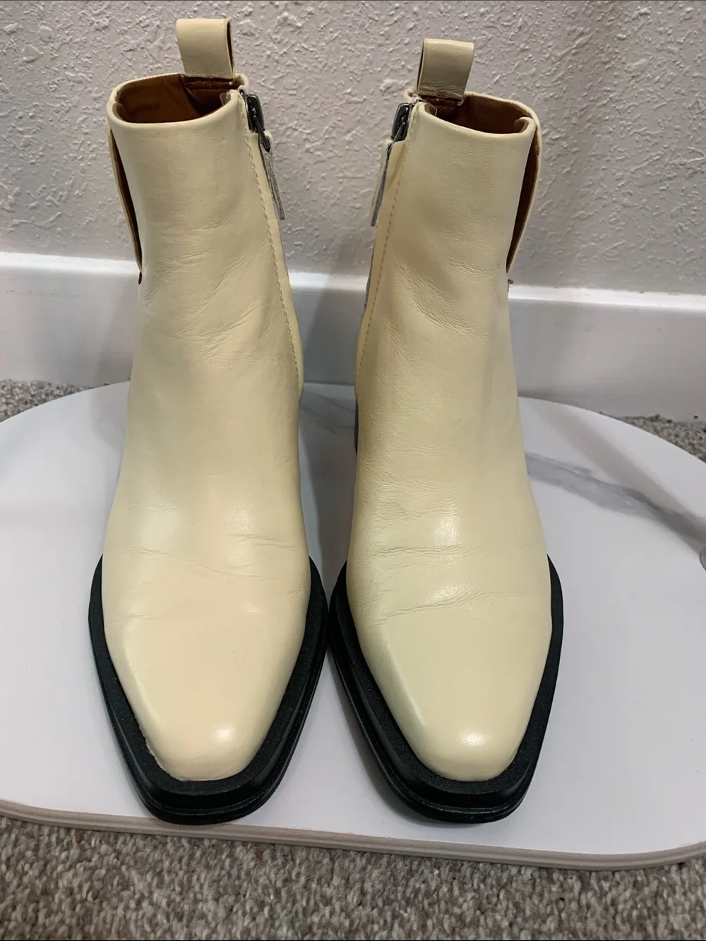 Franco Sarto cream leather